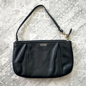 COPY - Coach black leather wristlet LIKE NEW
